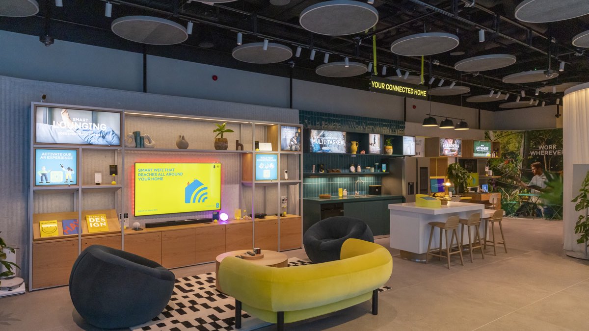 EE reveals new wearables, gaming and TV deals for December 2024
