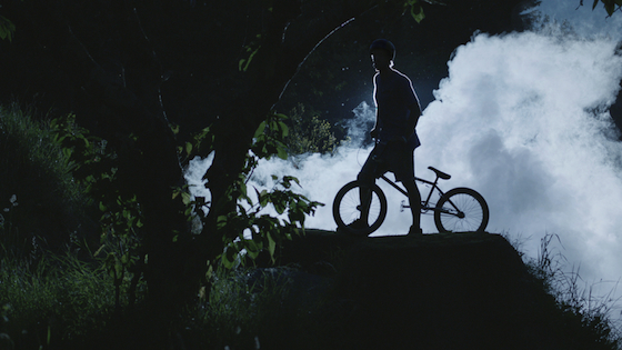 Kye Forte beats BMX High Jump record with the Samsung Galaxy Note