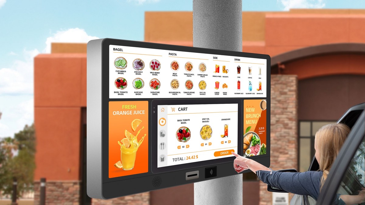LG reveals new outdoor signage screens with anti-yellowing technology