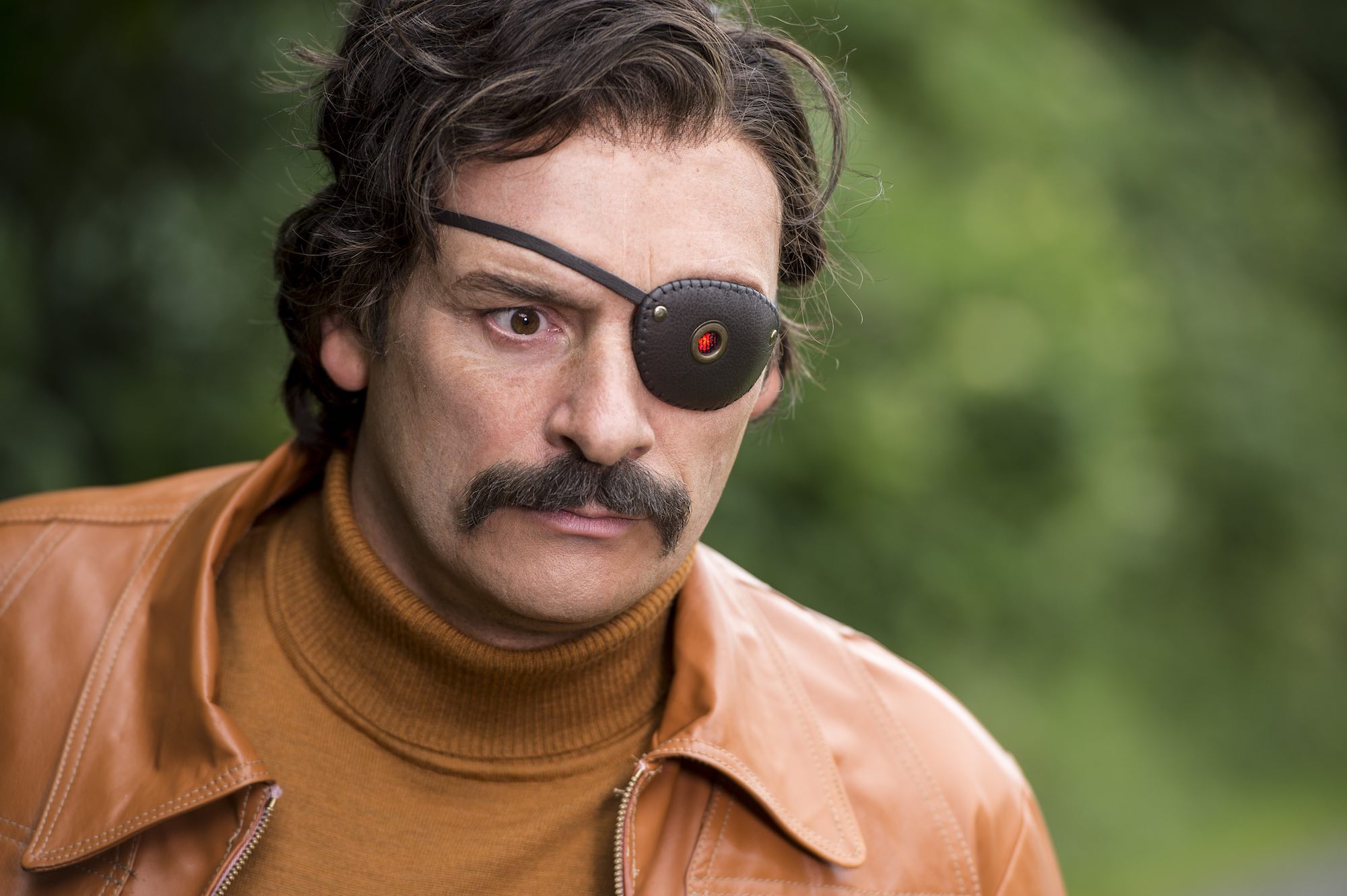 Watch Julian Barratt in new Mindhorn clip