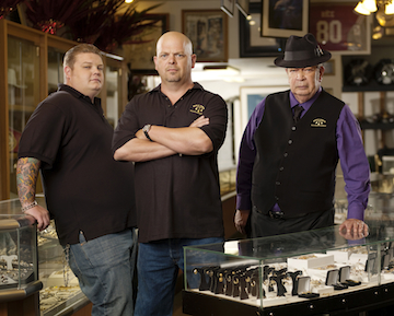 Fake spotting and haggling as the Pawn Stars return