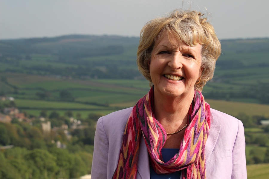 Comedy legend Penelope Keith is to visit the Queen’s official residences an...