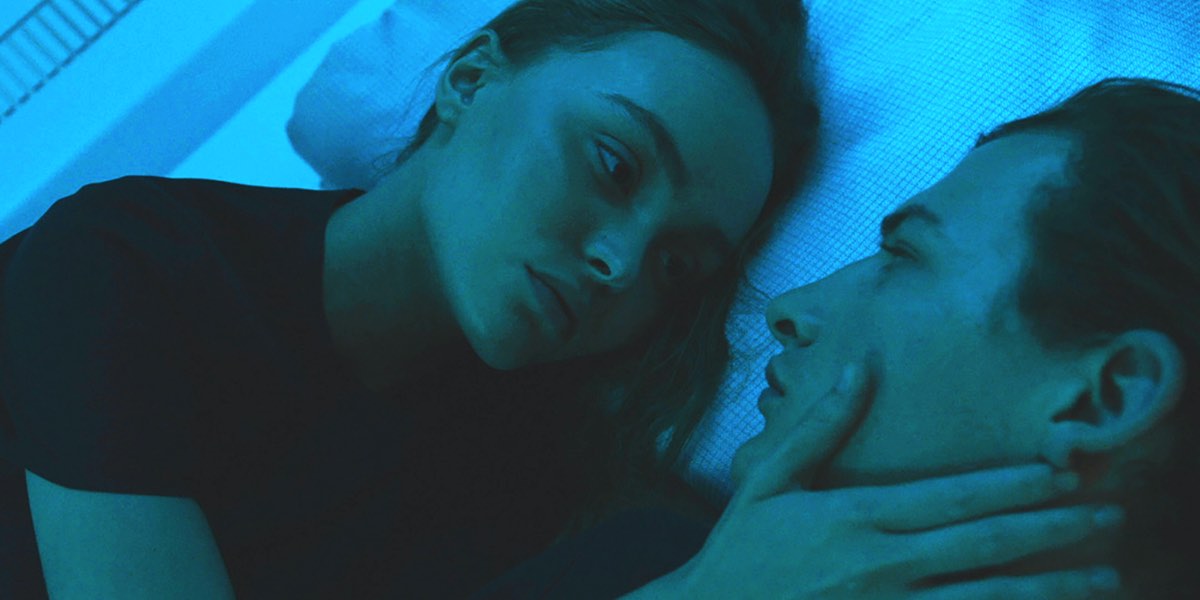 Universal releases new UK trailer for Voyagers