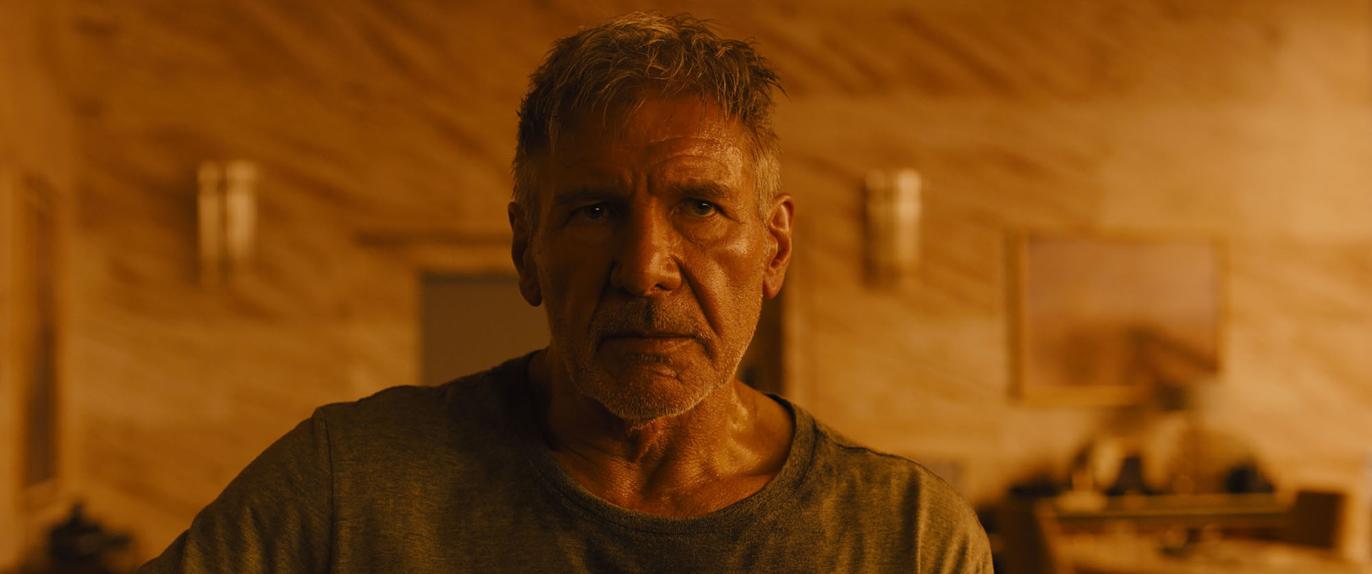 Blade Runner 2049 – Official Trailer – Starring Ryan Gosling & Harrison Ford