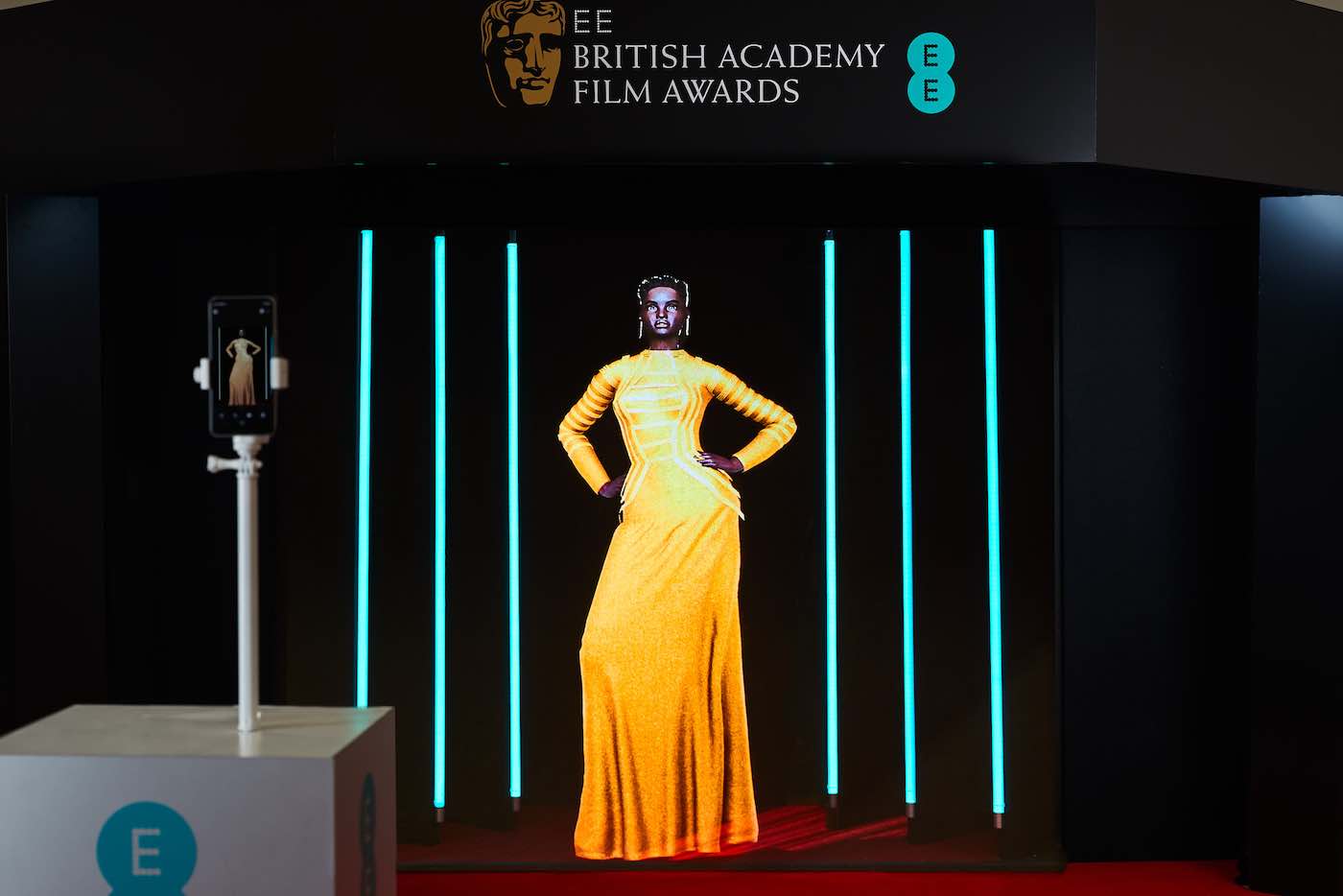 40,000 film fans interacted with EE’s 5G-powered AI stylist on BAFTA night