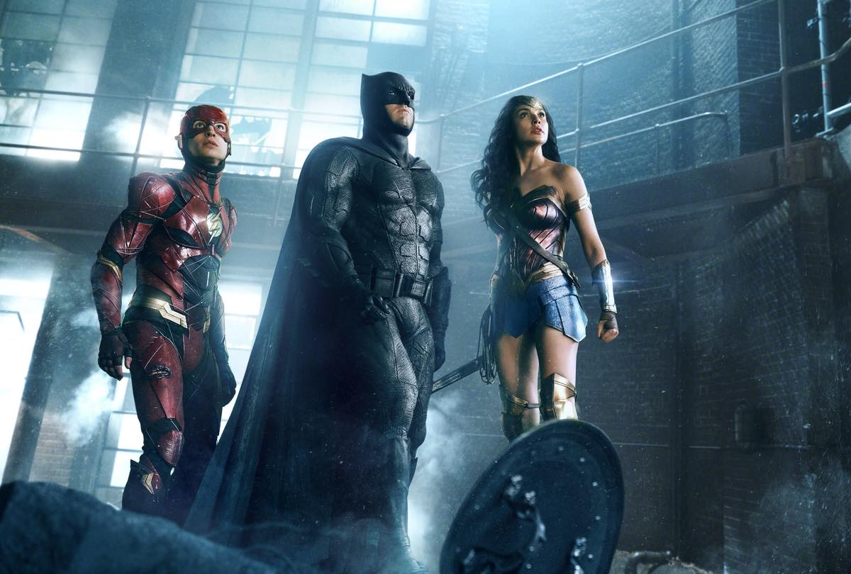 Justice League returns to top of UK film chart