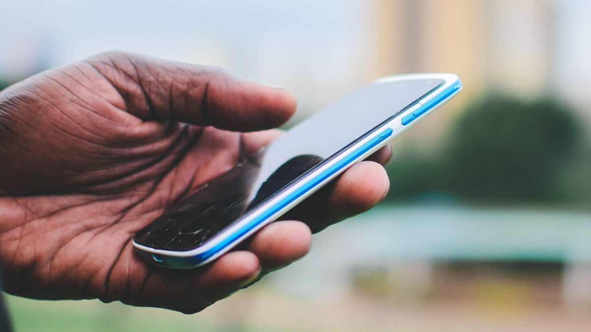 Ofcom proposes ban on inflation-linked price hikes for mobile and broadband customers 