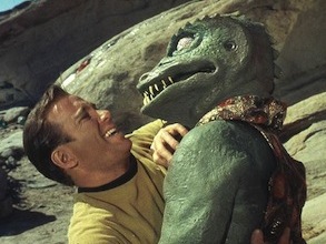 William Shatner plays Kirk again – Star Trek The Video Game video