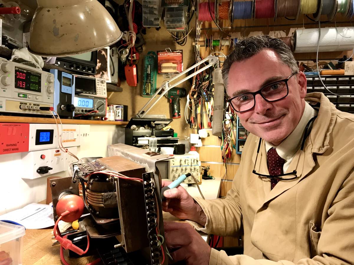 UKTV commissions new series following retro electronic repair enthusiasts 