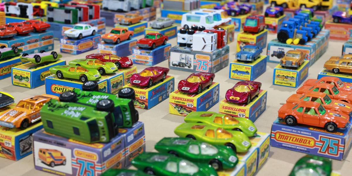 New UKTV series to explore the world of toy auctions