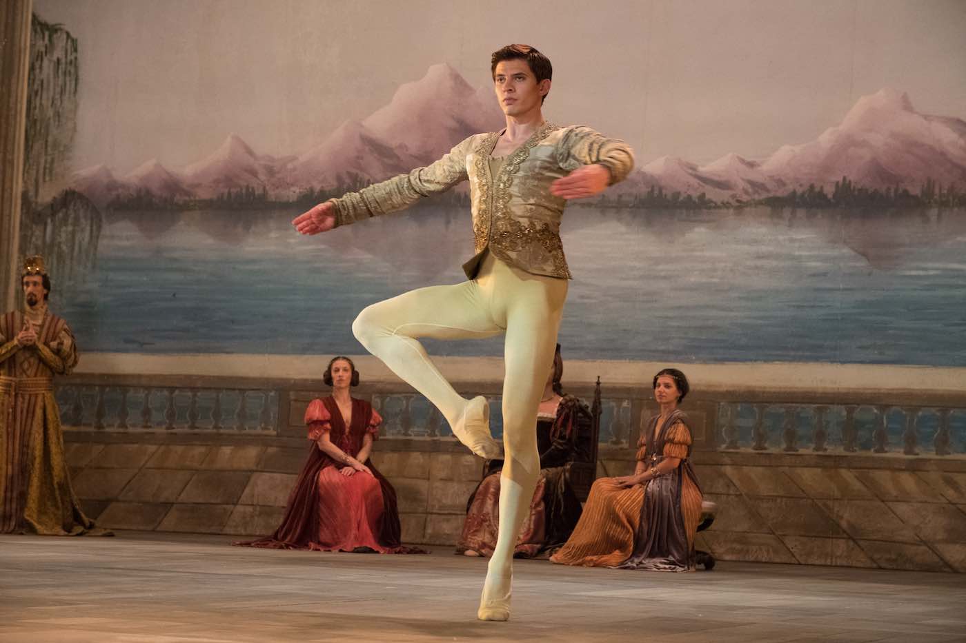 cast di nureyev - the white crow